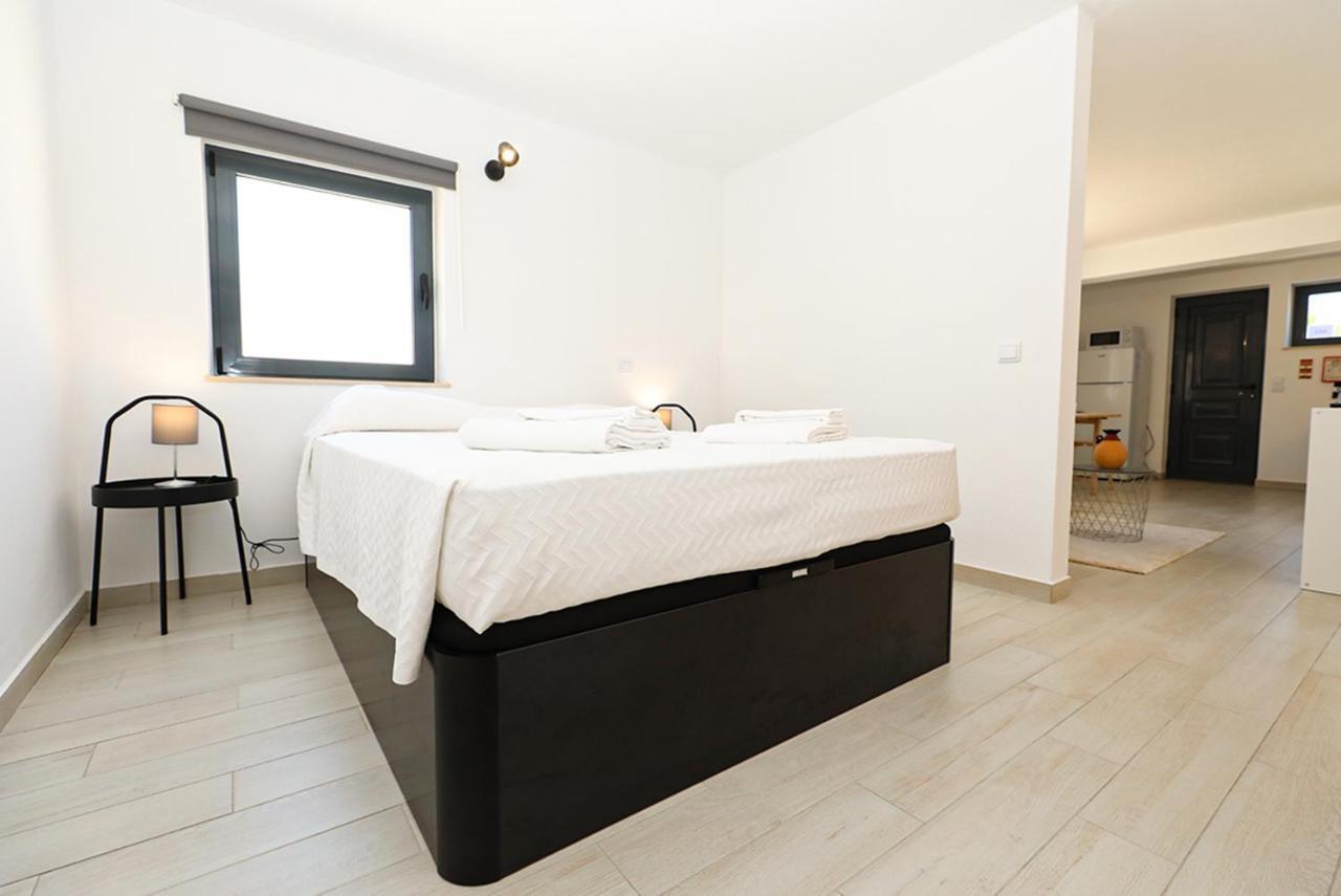 A62 - Cul De Sac Apartment In Lagos Bagian luar foto