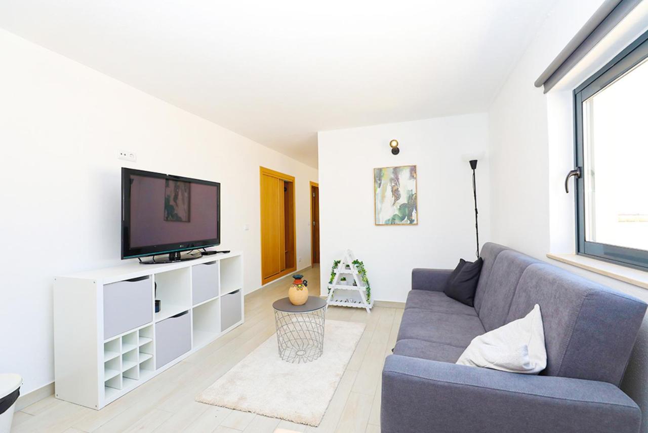 A62 - Cul De Sac Apartment In Lagos Bagian luar foto