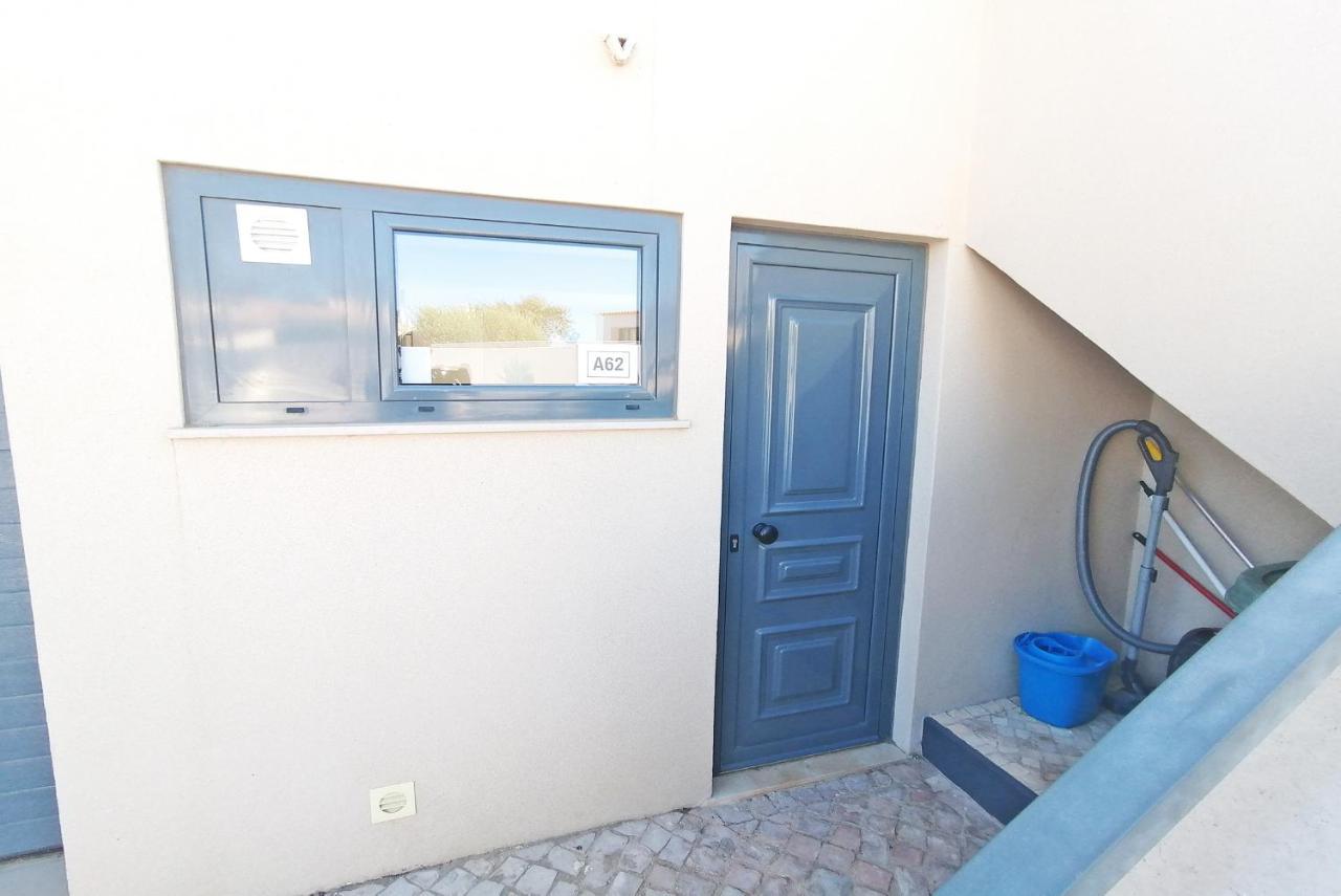 A62 - Cul De Sac Apartment In Lagos Bagian luar foto