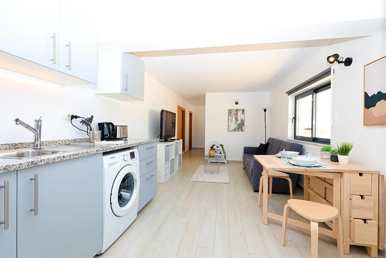 A62 - Cul De Sac Apartment In Lagos Bagian luar foto