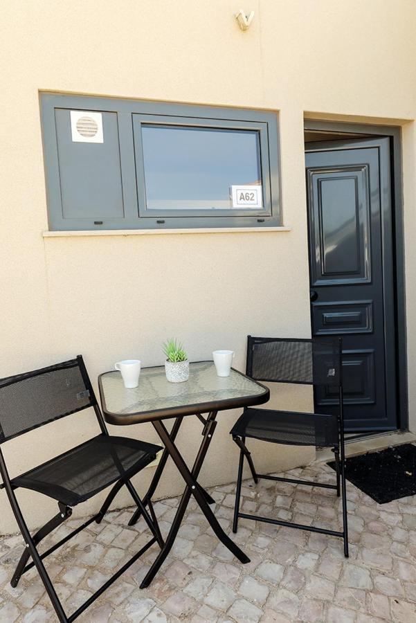 A62 - Cul De Sac Apartment In Lagos Bagian luar foto